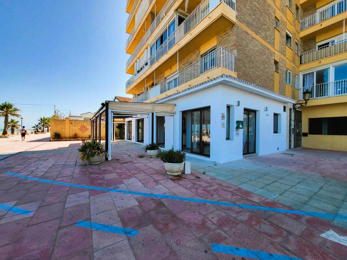 Commercial Restaurant in San Luis de Sabinillas