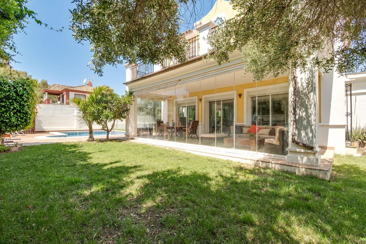 Villa Detached in La Duquesa