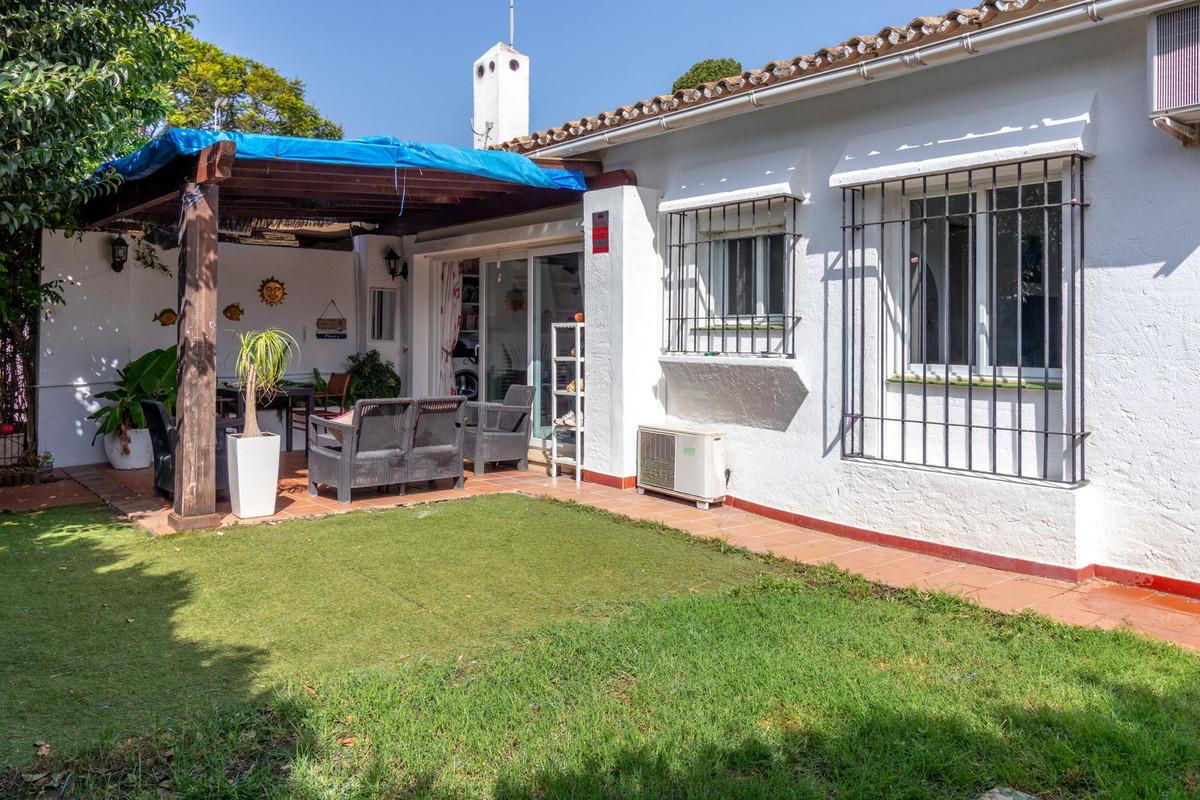 Villa Detached in Costalita