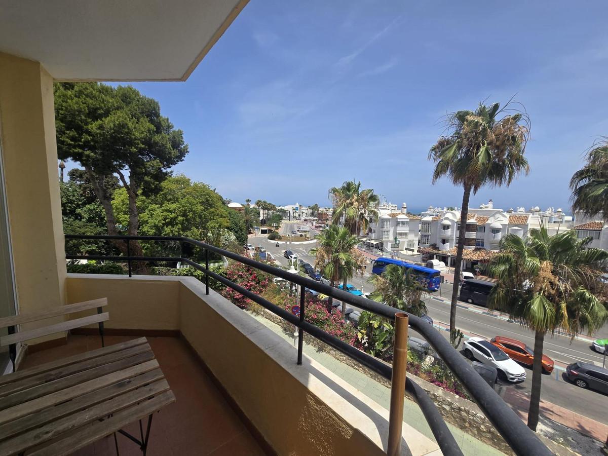 Apartment Middle Floor in Benalmadena Costa