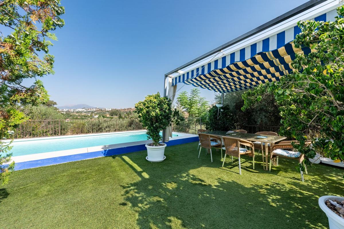 Villa Finca in Co&iacute;n