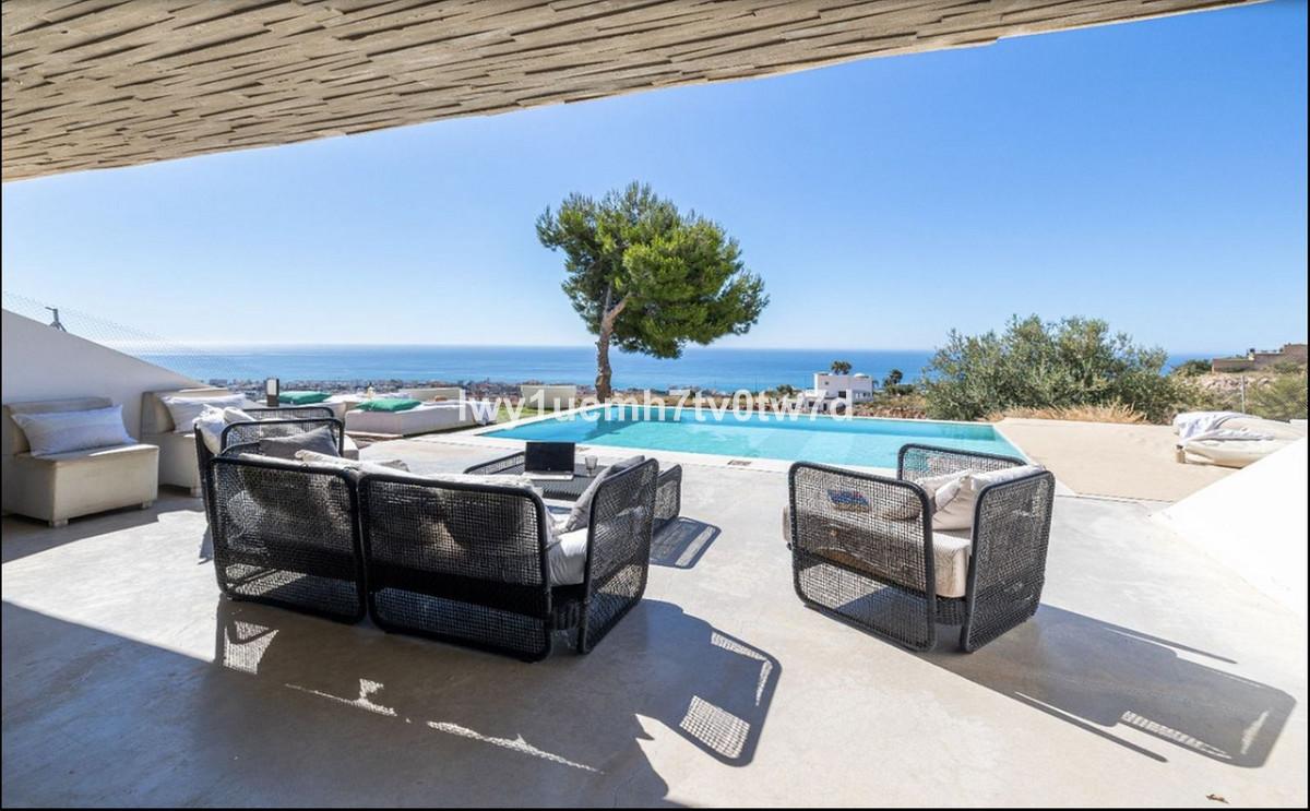Villa Detached in Benalmadena
