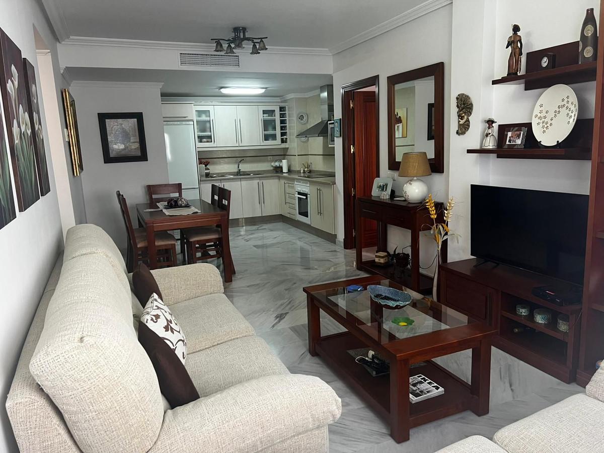 Apartment Middle Floor in Guaro