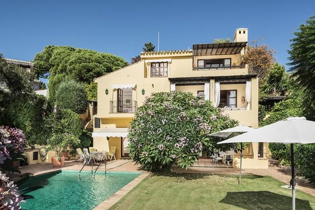 Villa Detached in Elviria