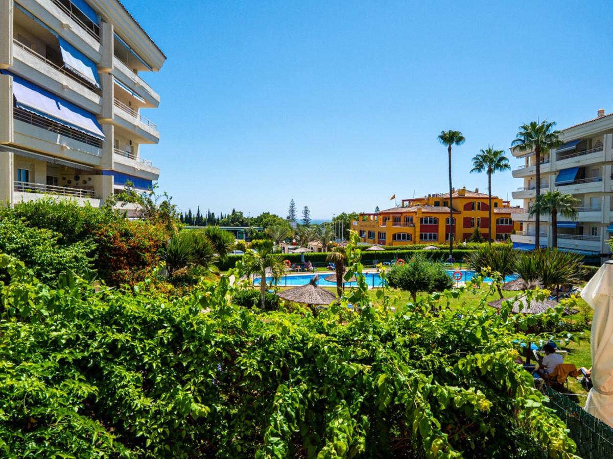 Apartment Middle Floor in Marbella