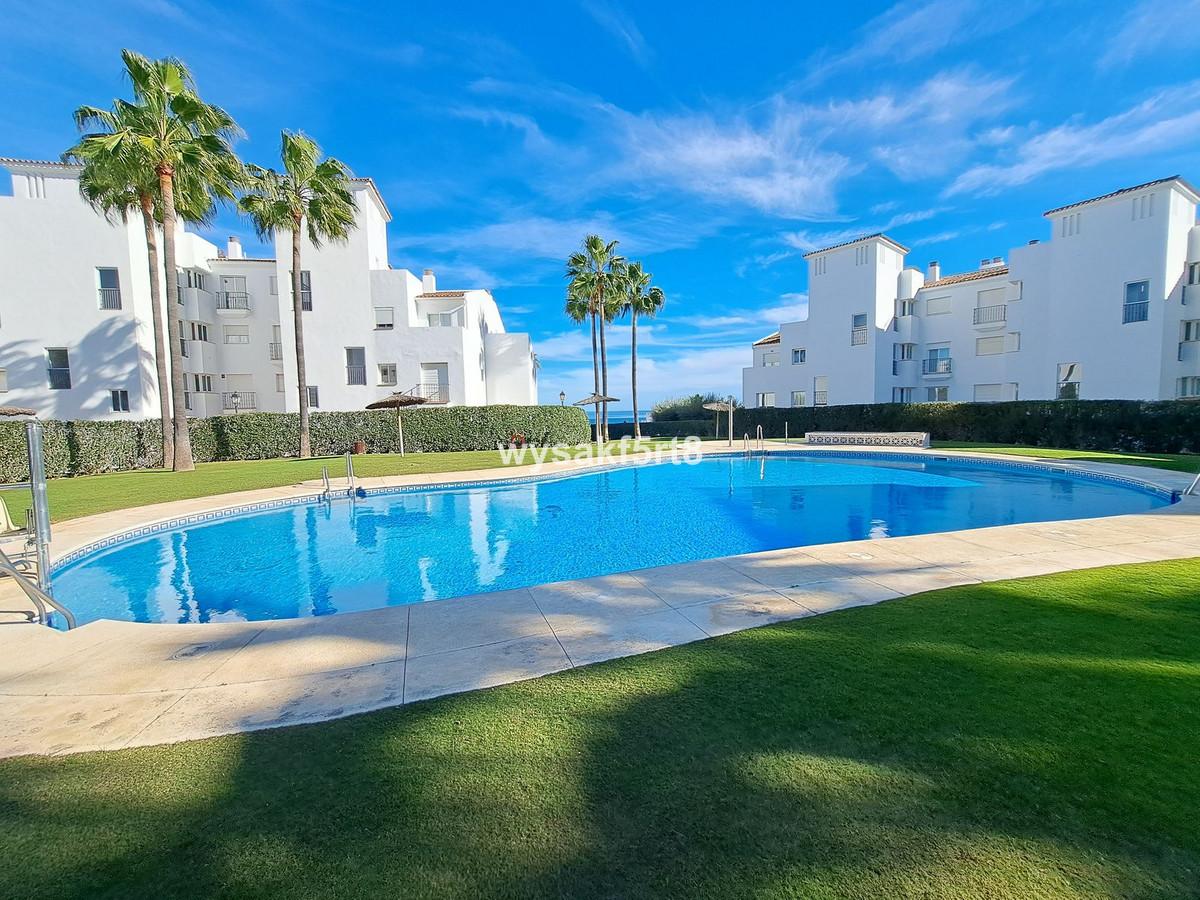 Apartment Middle Floor in La Duquesa