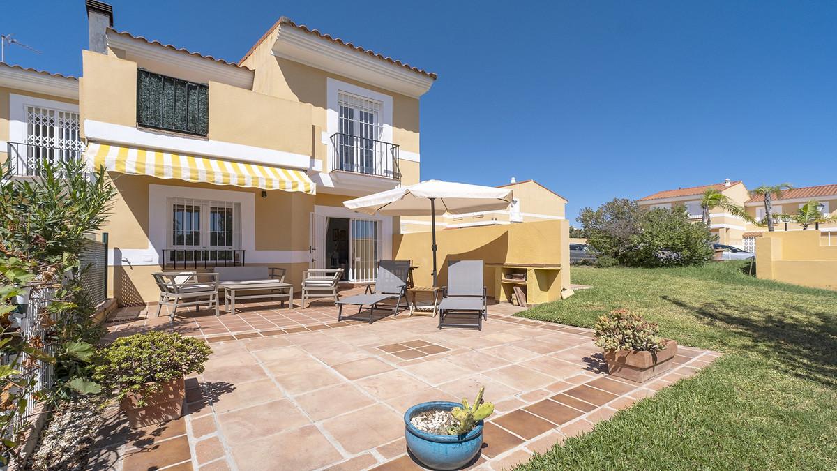 Townhouse Terraced in La Duquesa