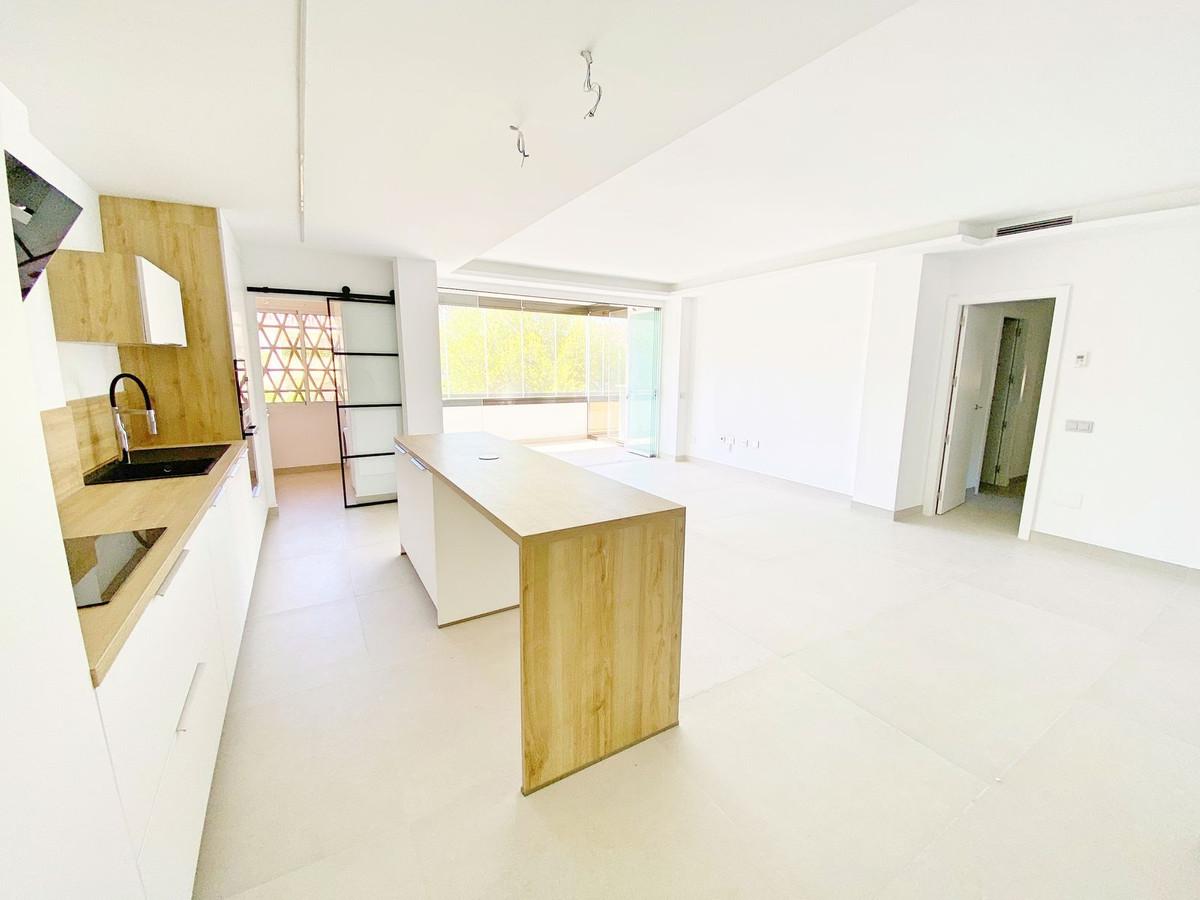 Apartment Middle Floor in Elviria