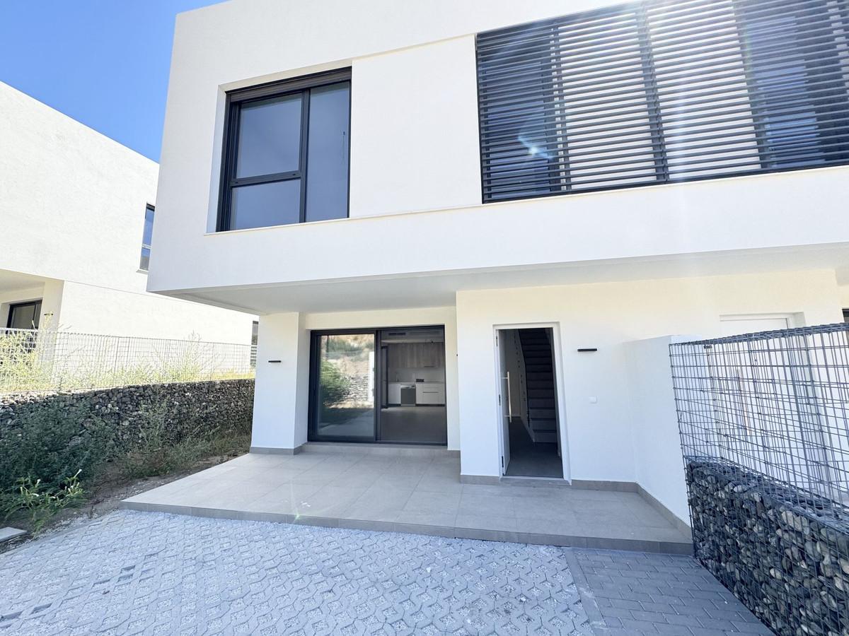Villa Semi Detached in Riviera del Sol