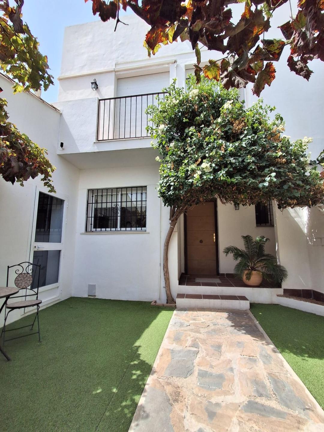 Villa Semi Detached in Nueva Andalucía