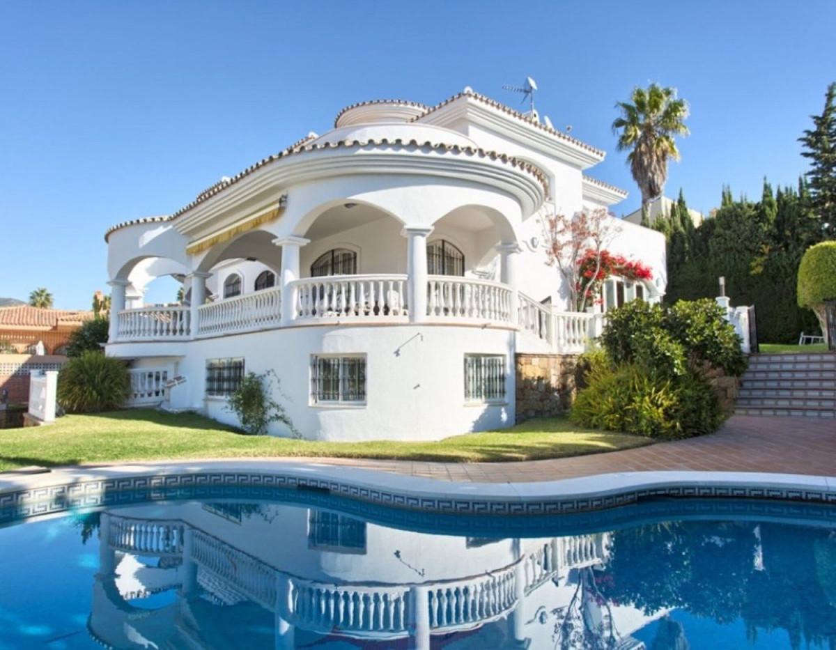 Villa Detached in Torrequebrada