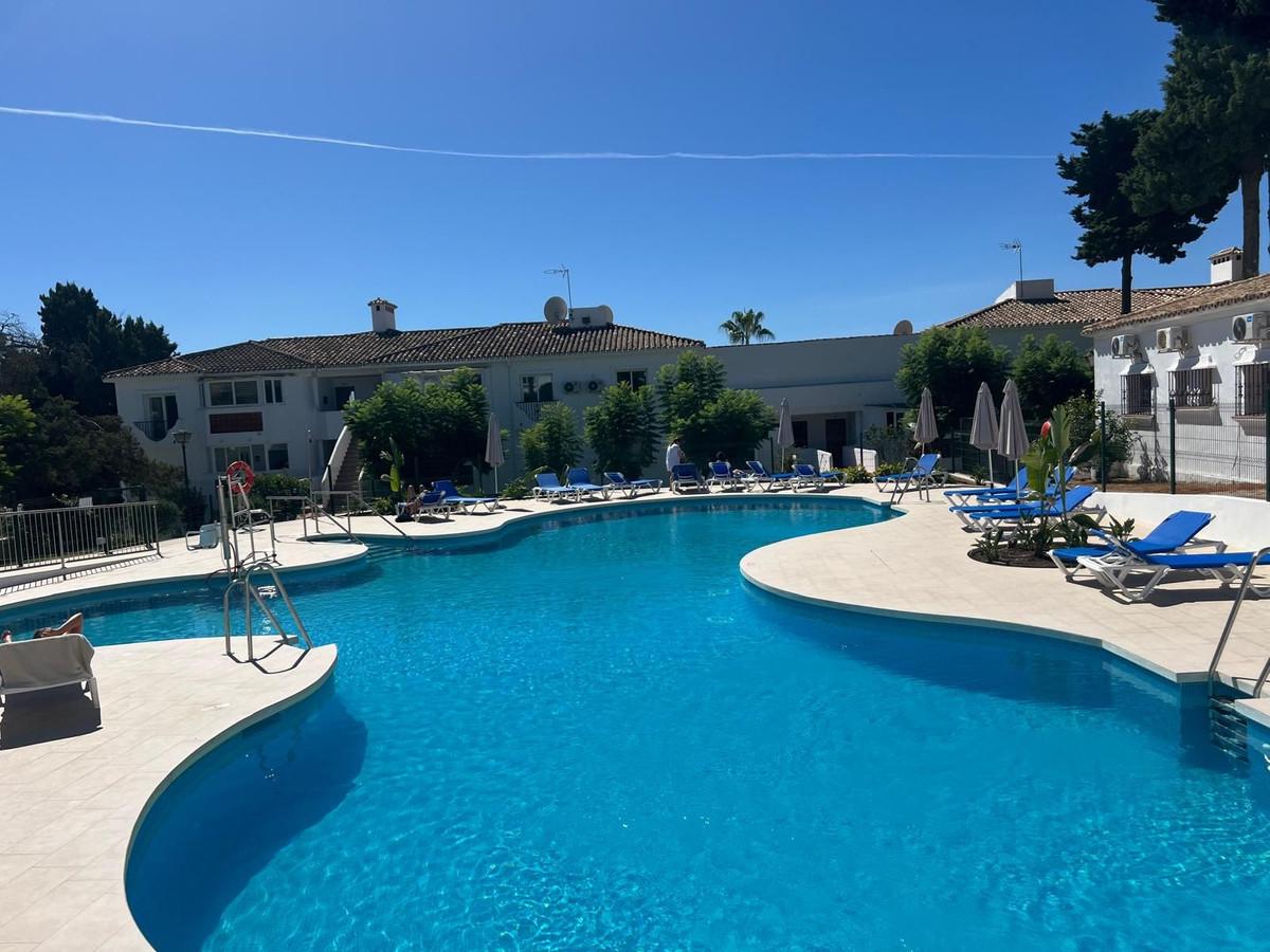 Apartment Penthouse in El Paraiso