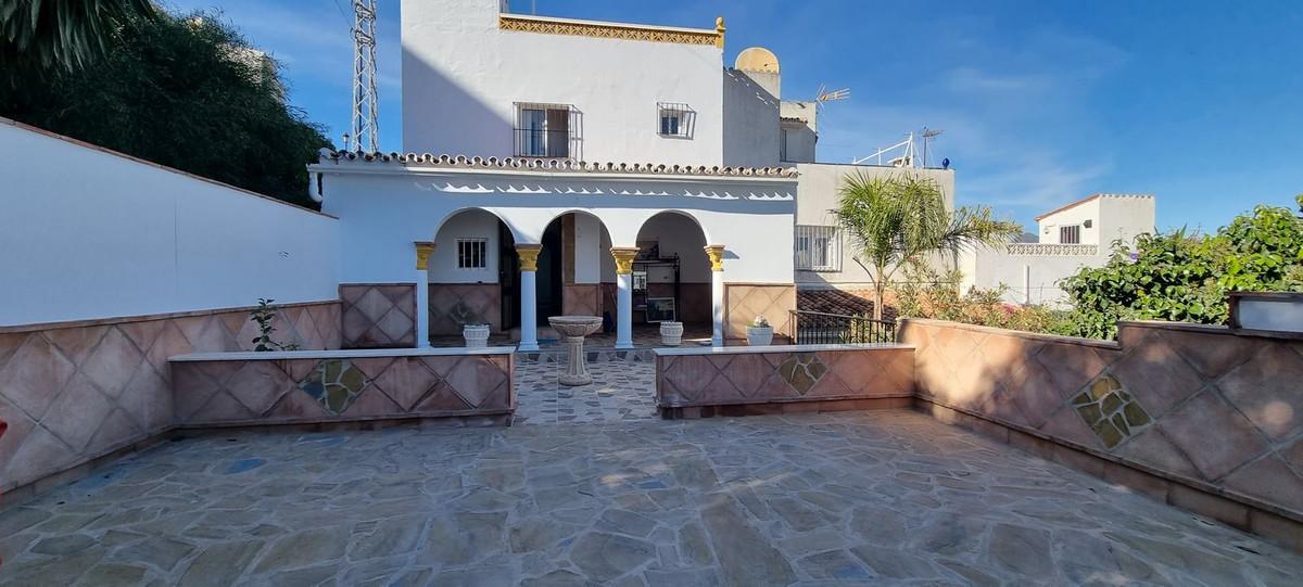 Villa Semi Detached in Manilva