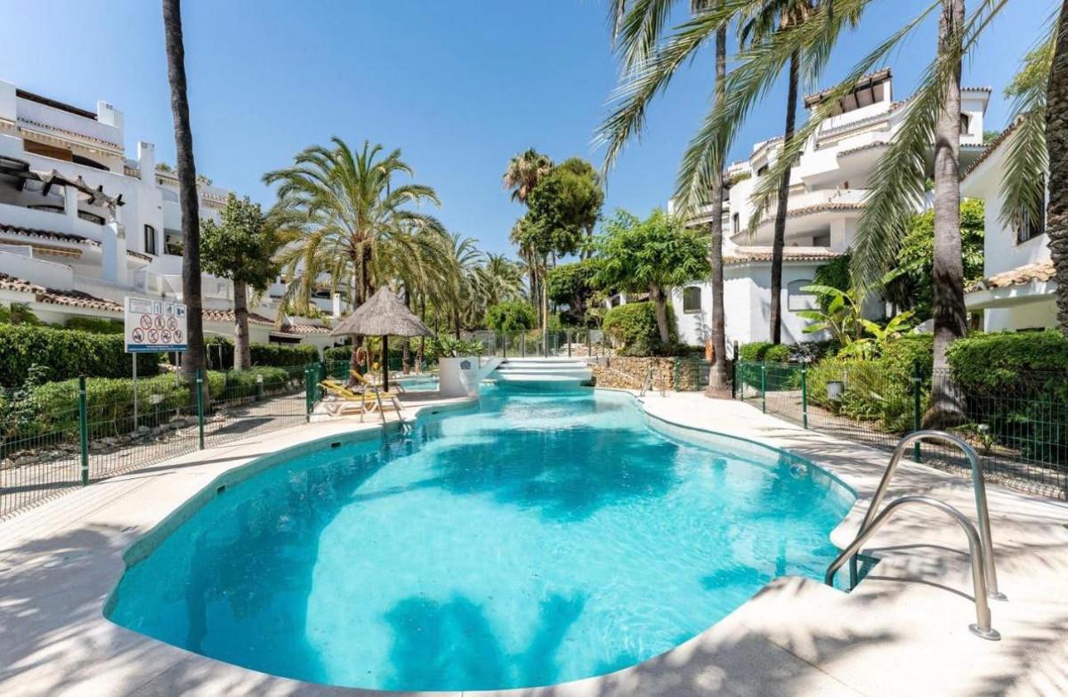 Apartment Middle Floor in Marbella