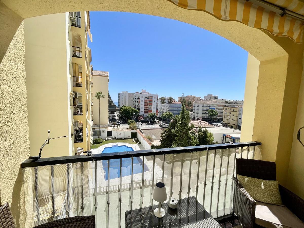 Apartment Middle Floor in Los Boliches