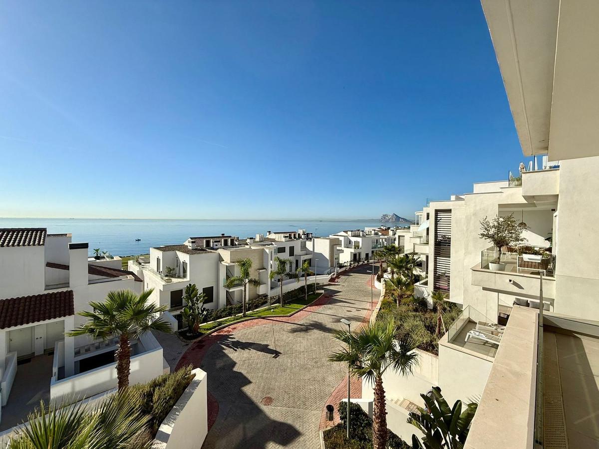 Apartment Middle Floor in La Alcaidesa