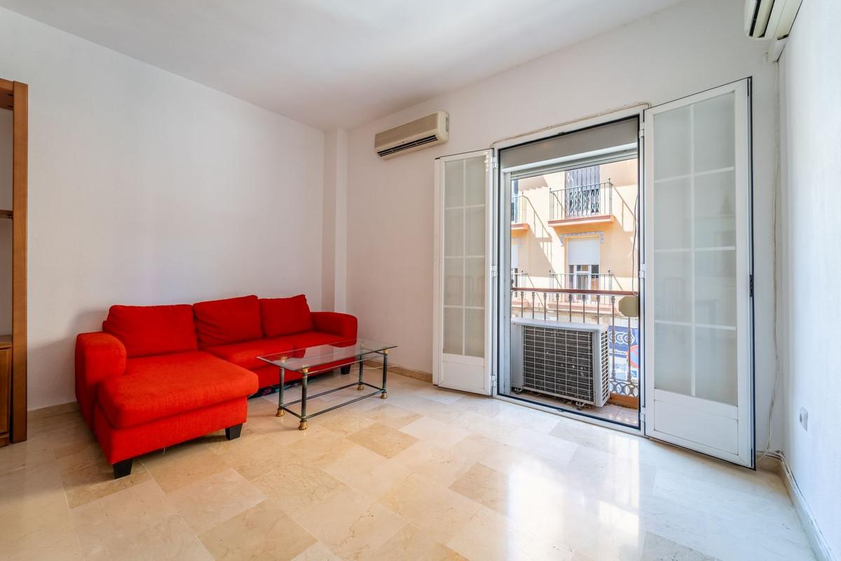 Apartment Middle Floor in Málaga Centro