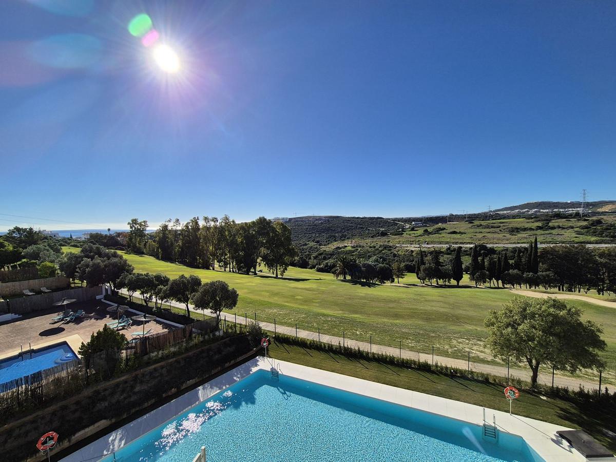 Apartment Penthouse in Estepona