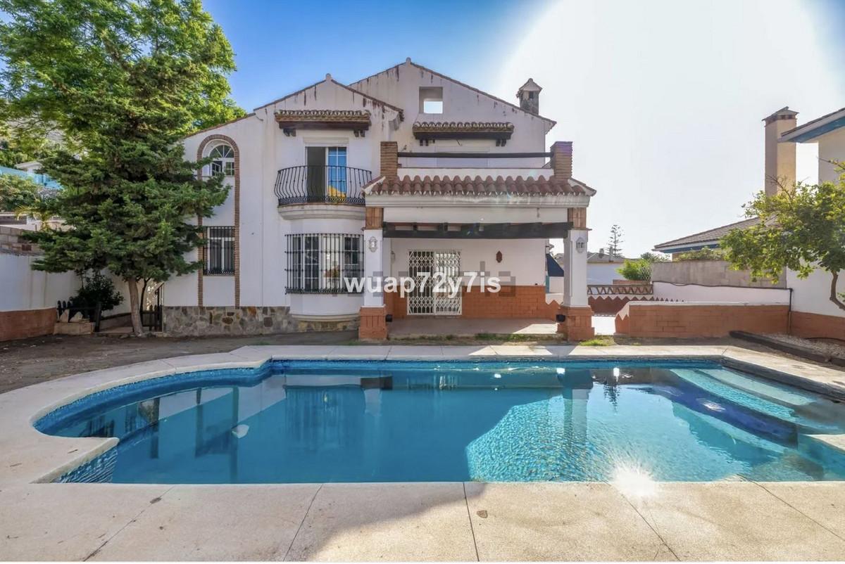 Villa Detached in Benalmadena