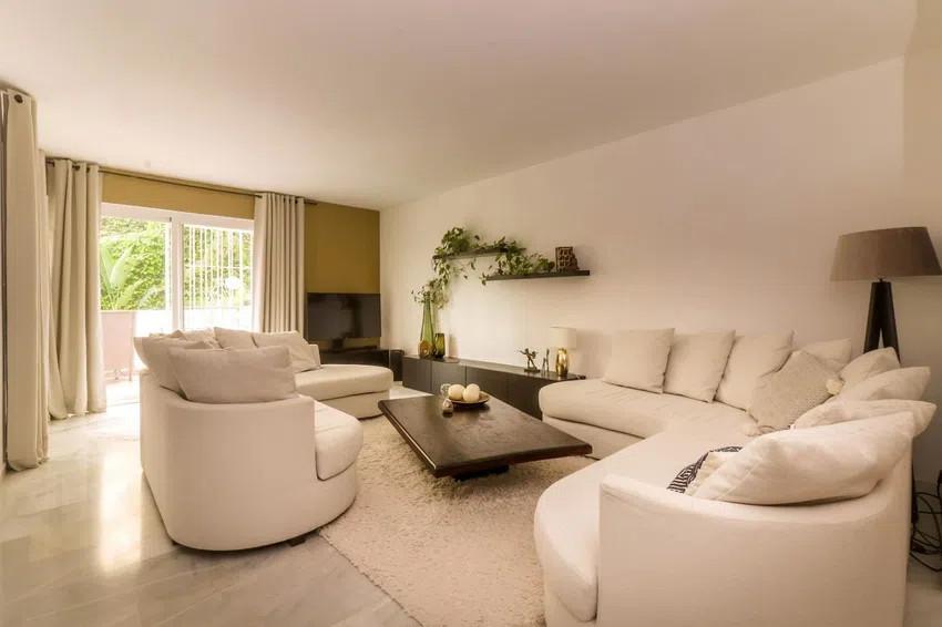 Apartment Middle Floor in Nueva Andalucía