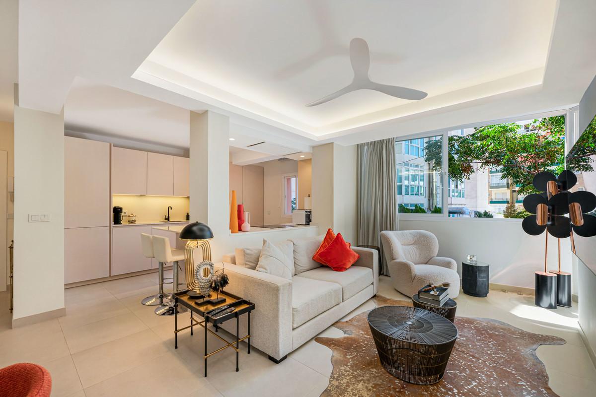 Apartment Middle Floor in Marbella