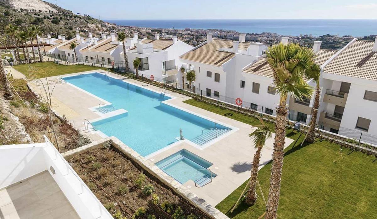 Apartment Middle Floor in Benalmadena
