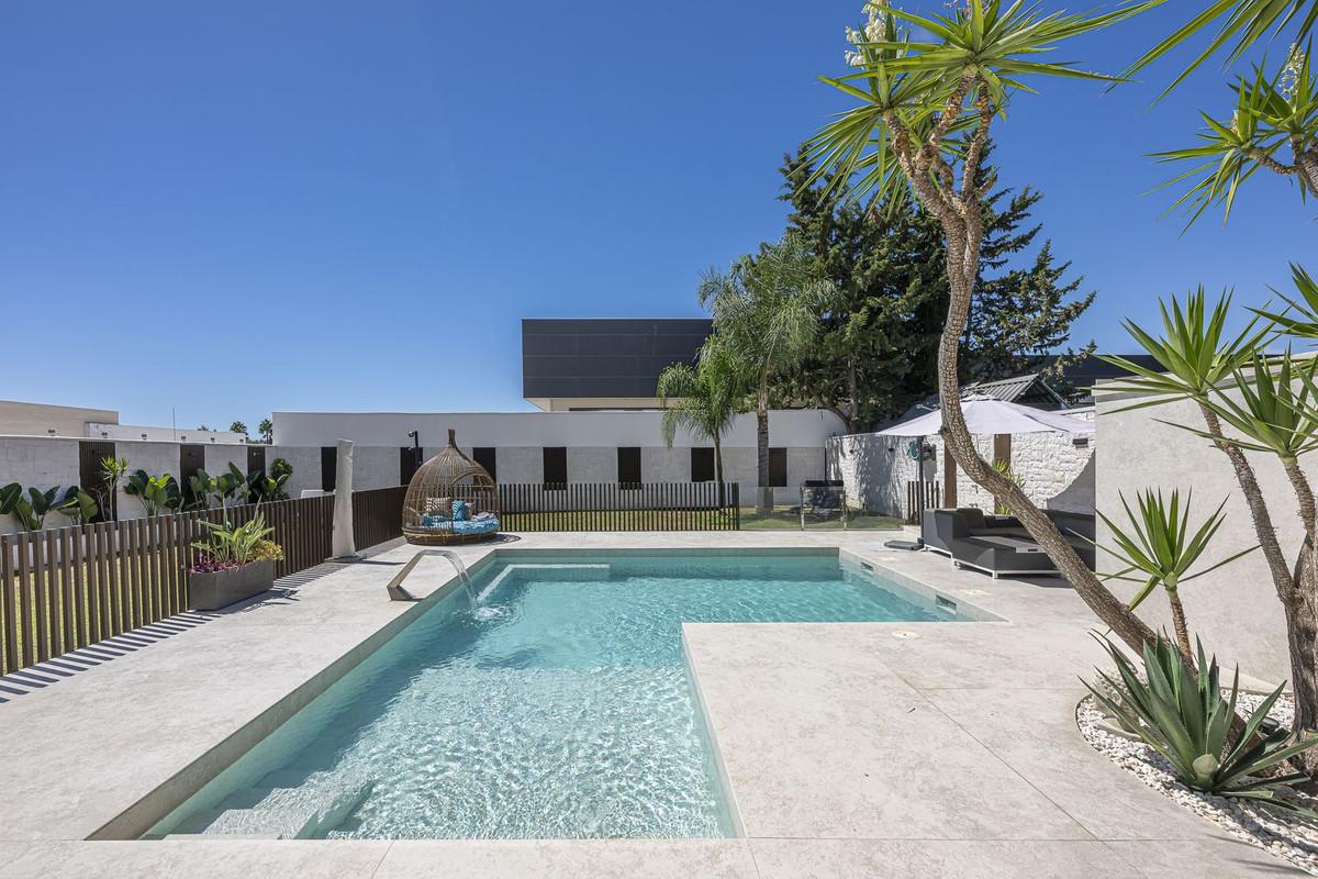 Villa Detached in Estepona