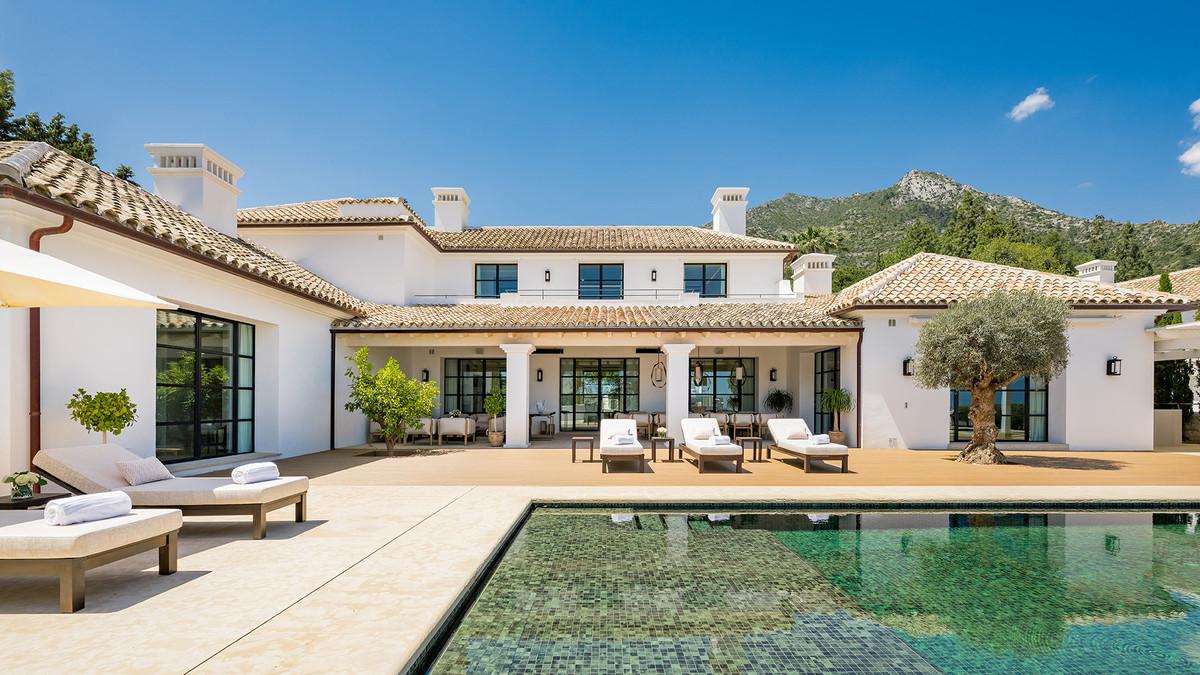 Villa Detached in The Golden Mile