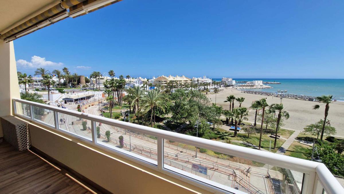 Apartment Middle Floor in Benalmadena Costa