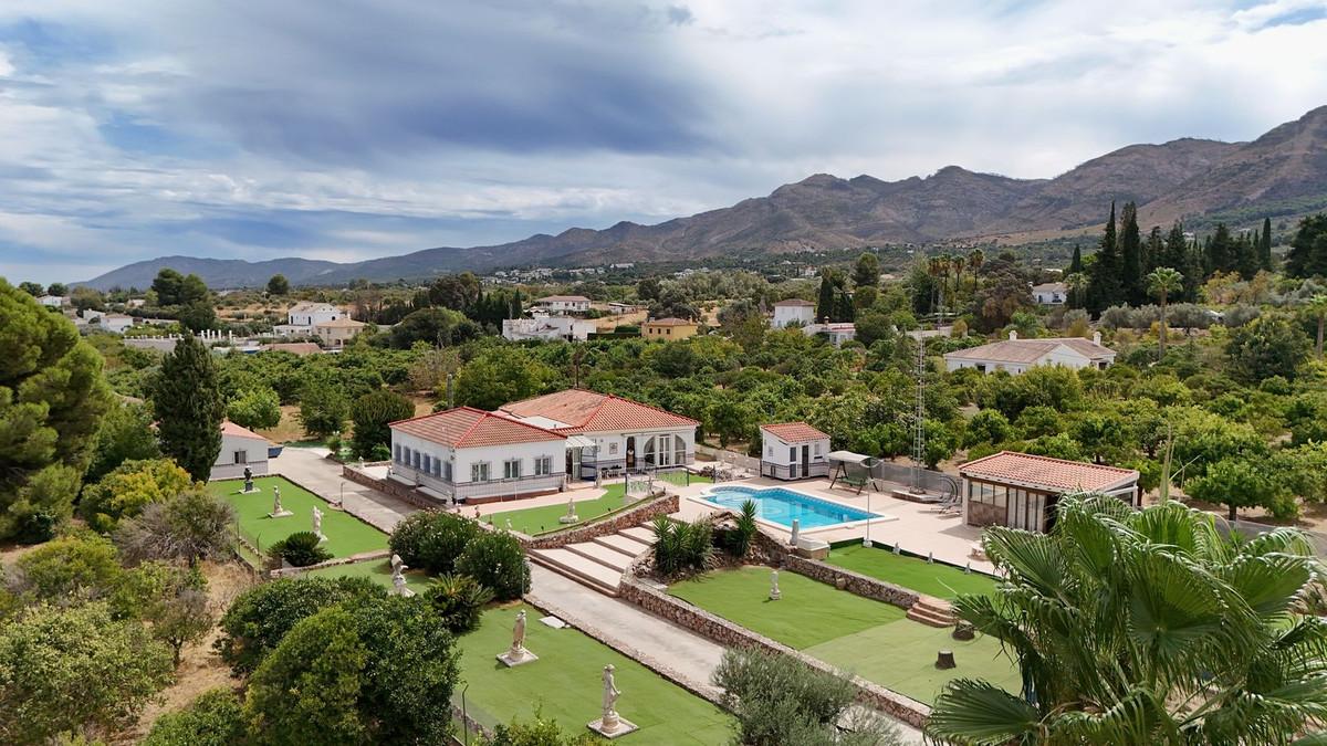 Villa Detached in Alhaurín el Grande