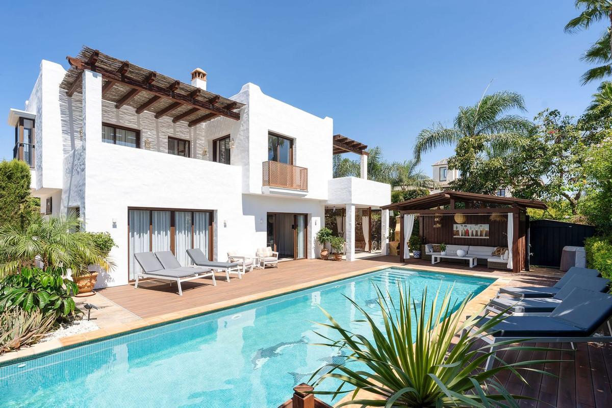 Villa Detached in San Pedro de Alcántara