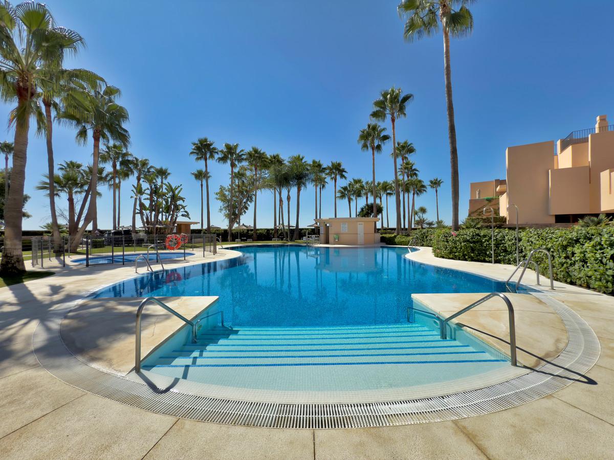 Apartment Middle Floor in Estepona
