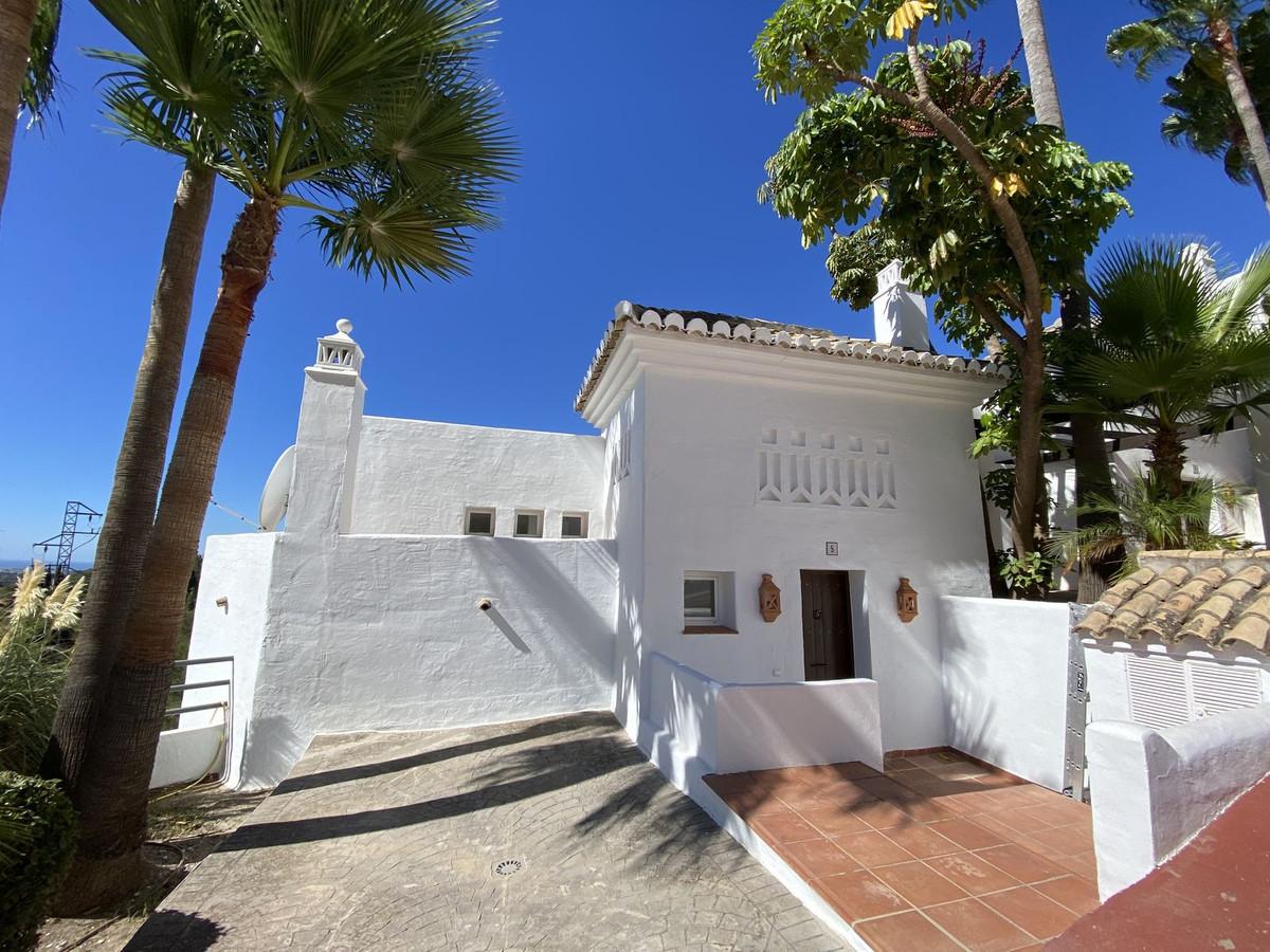 Townhouse Terraced in Istán