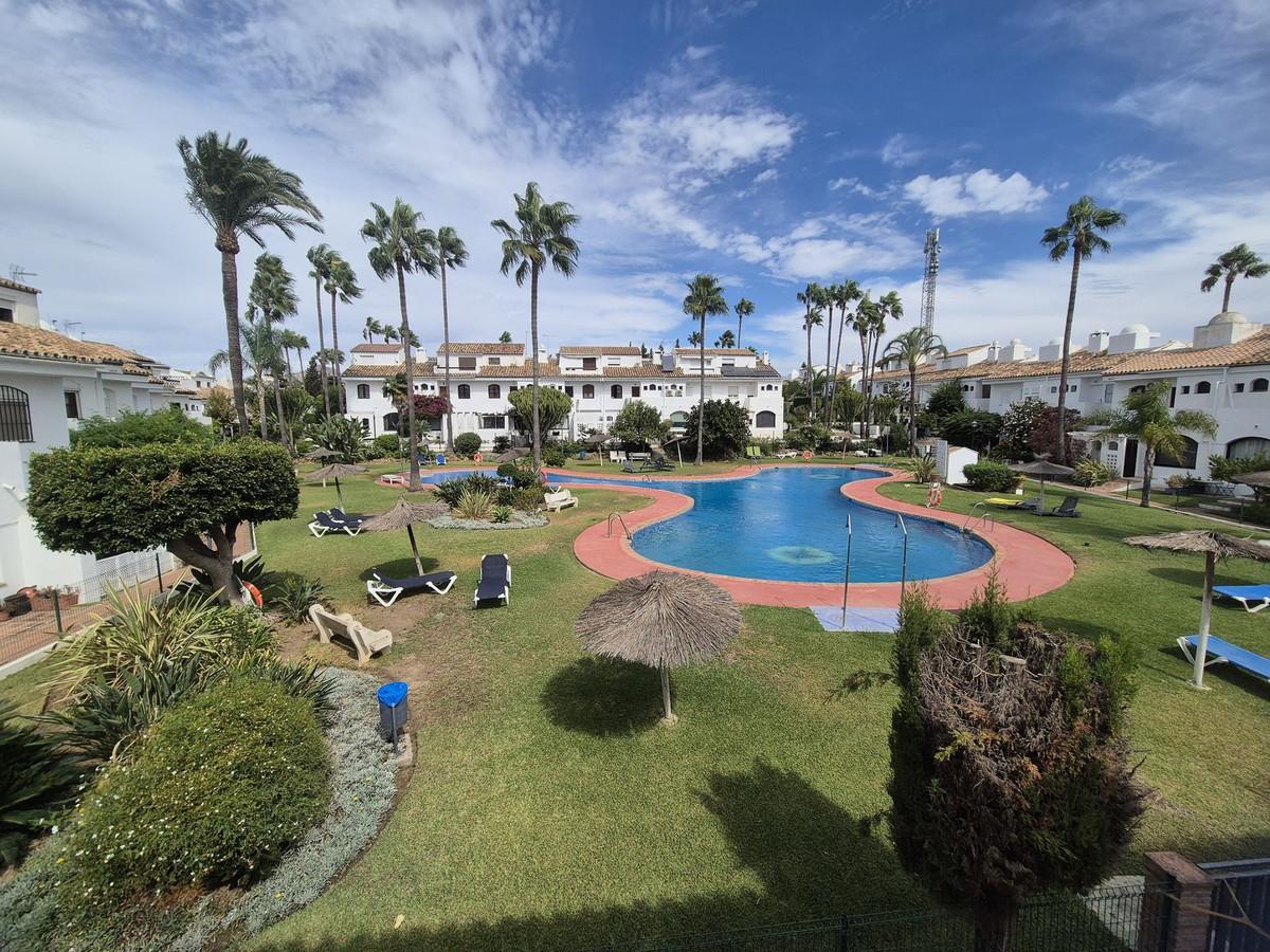 Townhouse Terraced in Guadalmina Baja