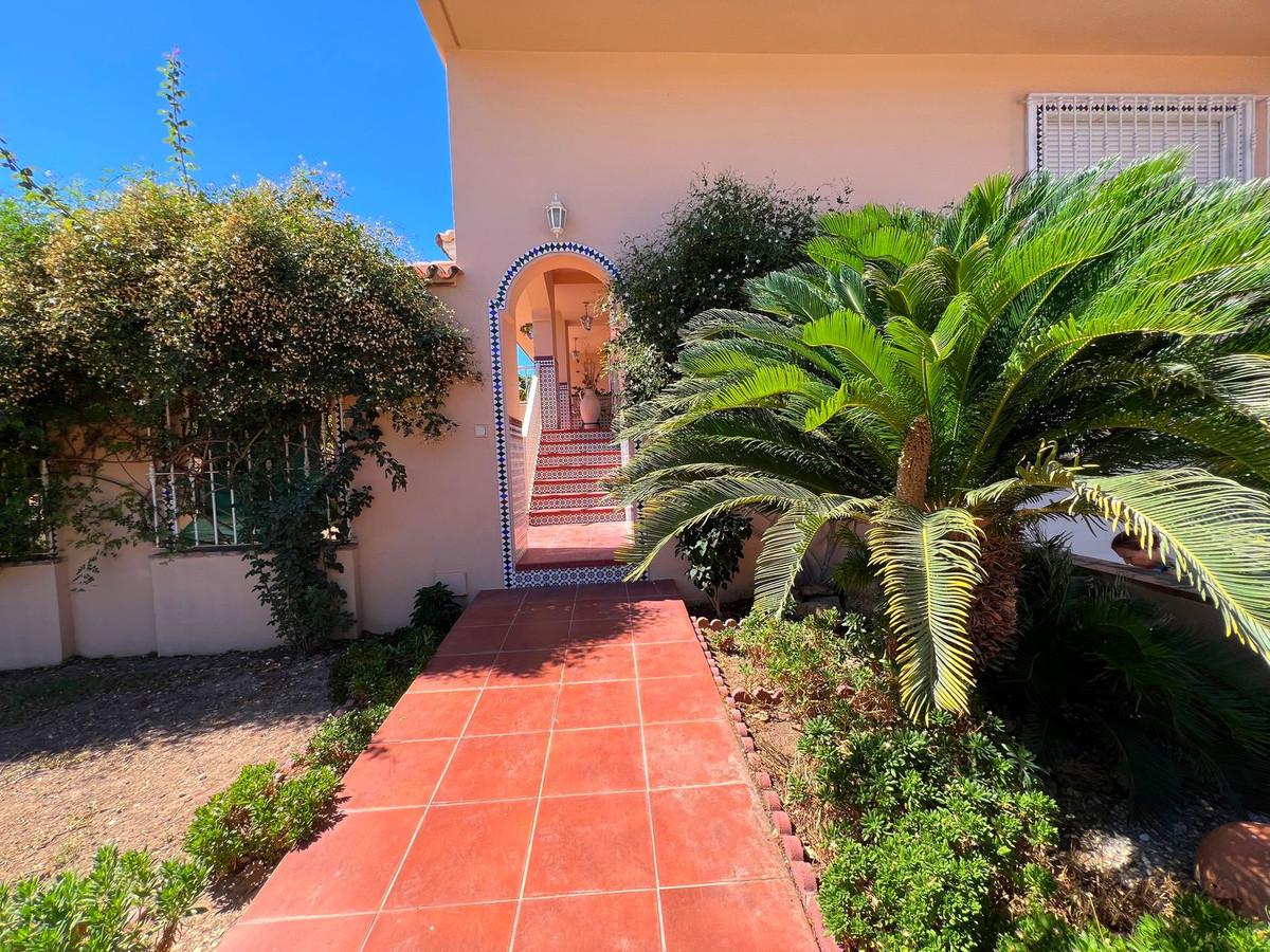 Villa Semi Detached in Benalmadena