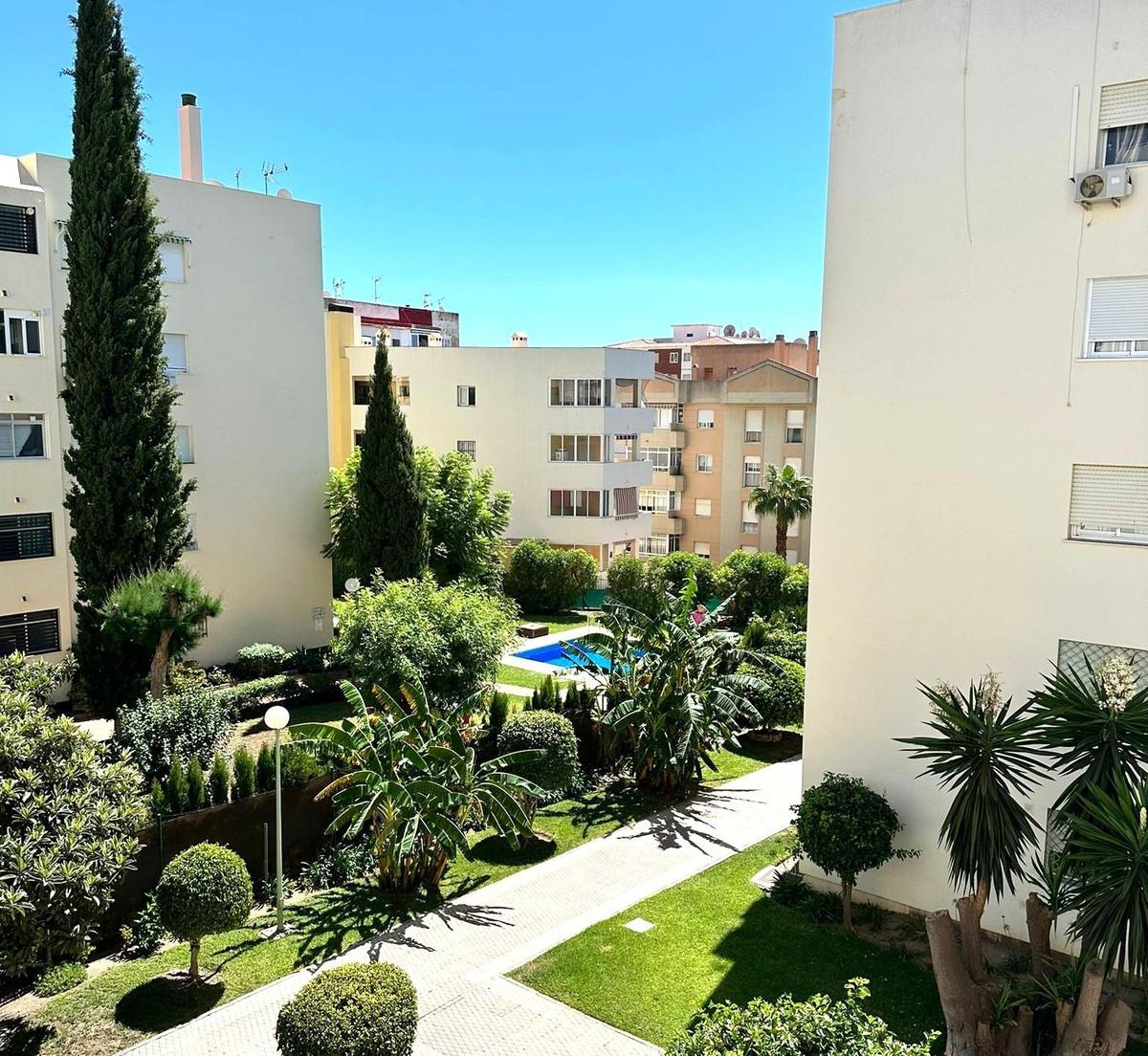 Apartment Middle Floor in Benalmadena
