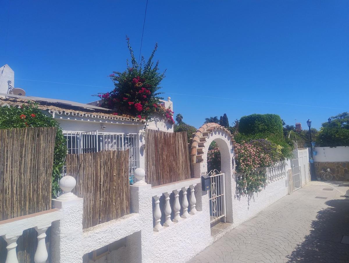Villa Semi Detached in Calahonda