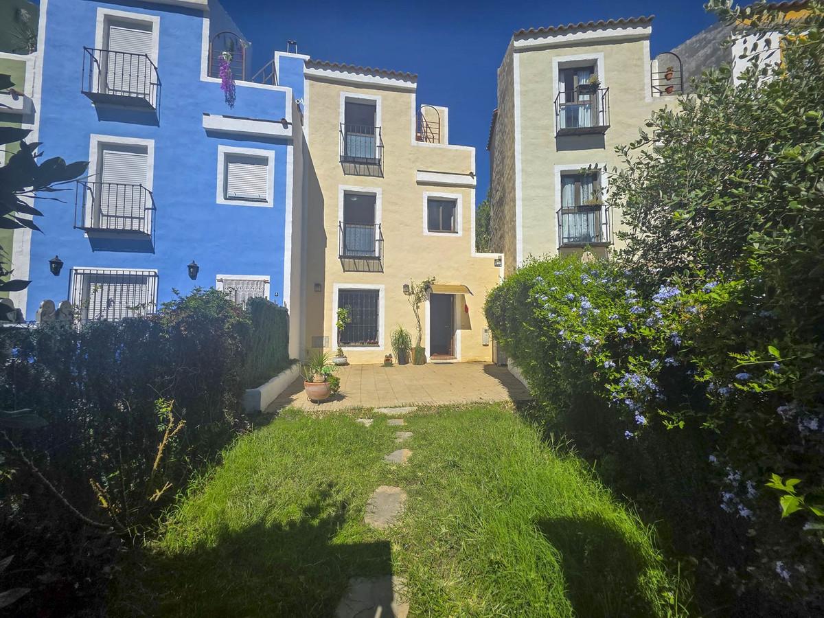 Townhouse Terraced in Casares Playa