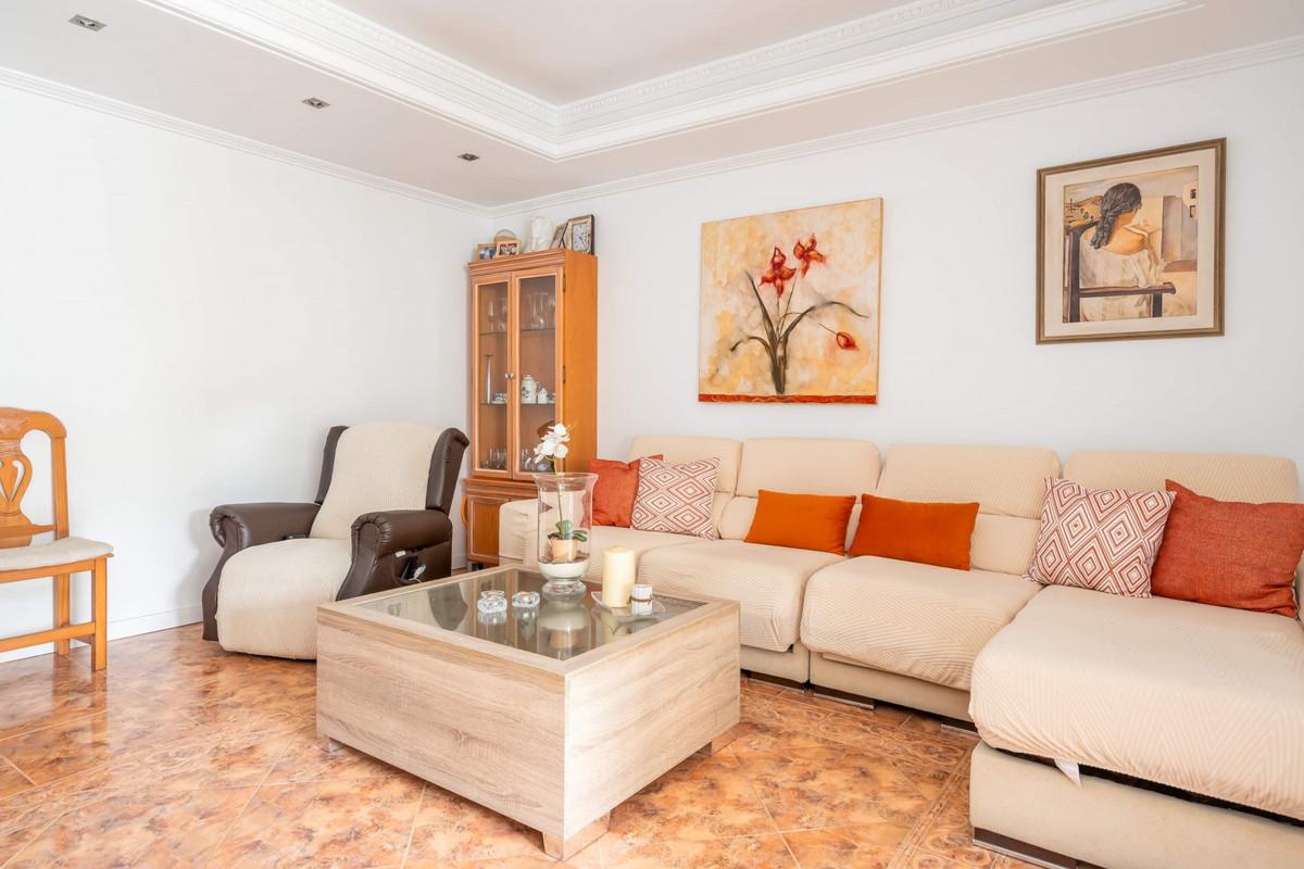 Apartment Ground Floor in Nueva Andalucía