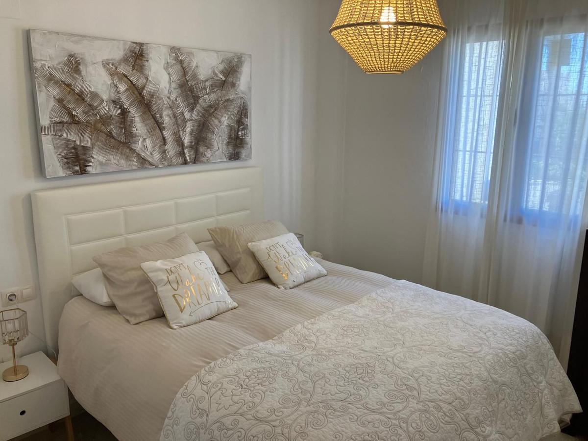 Apartment Middle Floor in Casares Playa