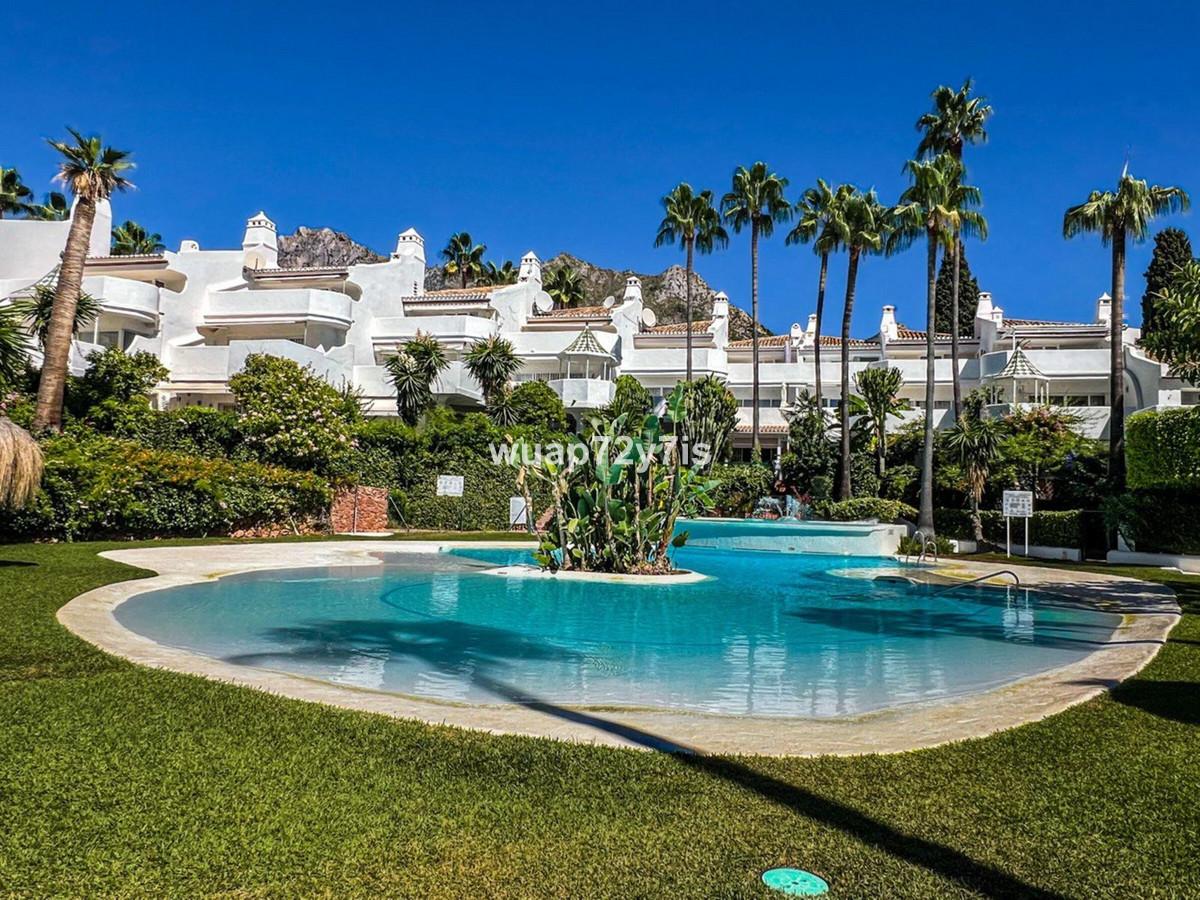 Townhouse Terraced in Sierra Blanca