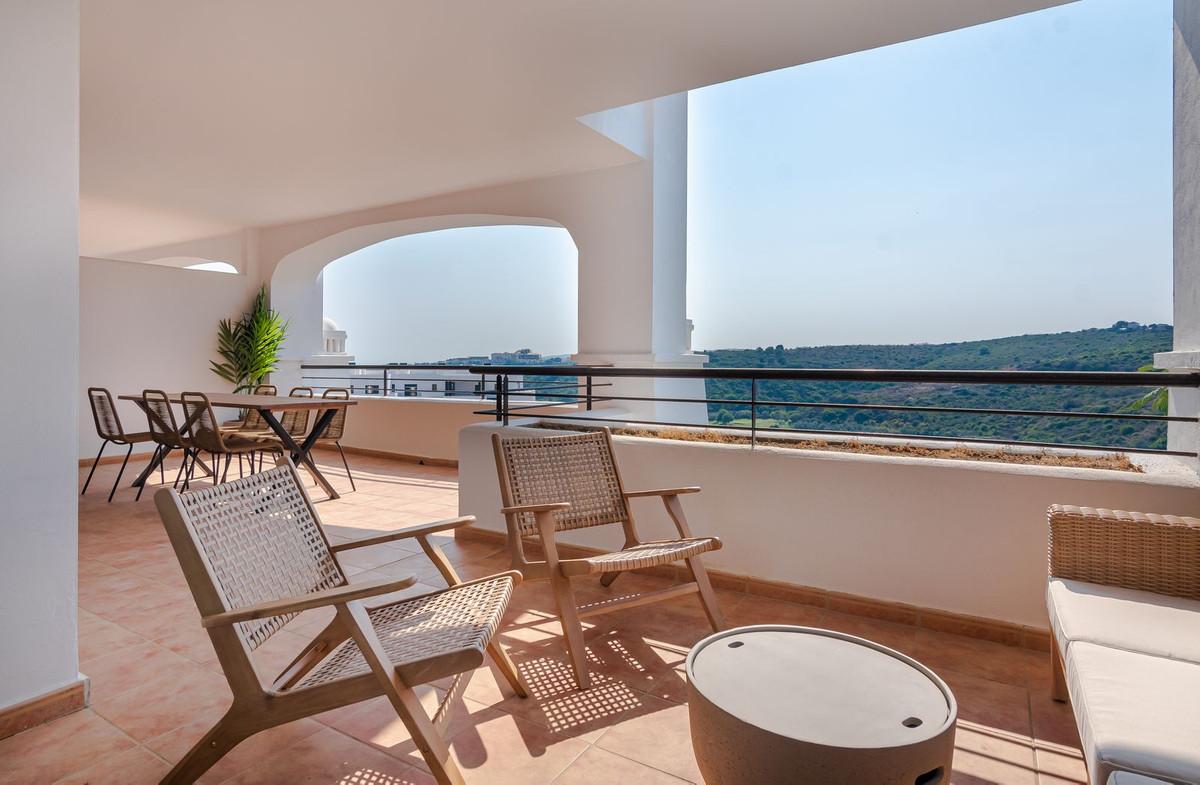 Apartment Middle Floor in Casares Playa