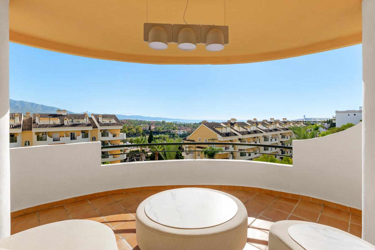 Apartment Duplex in Nueva Andalucía