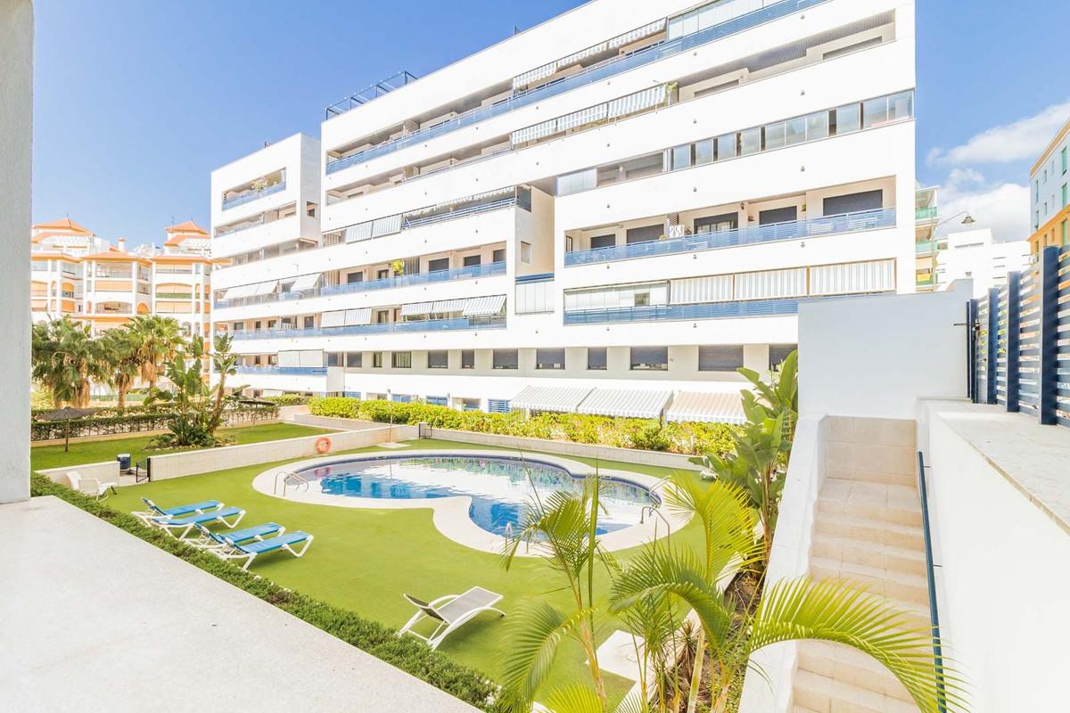 Apartment Middle Floor in Estepona