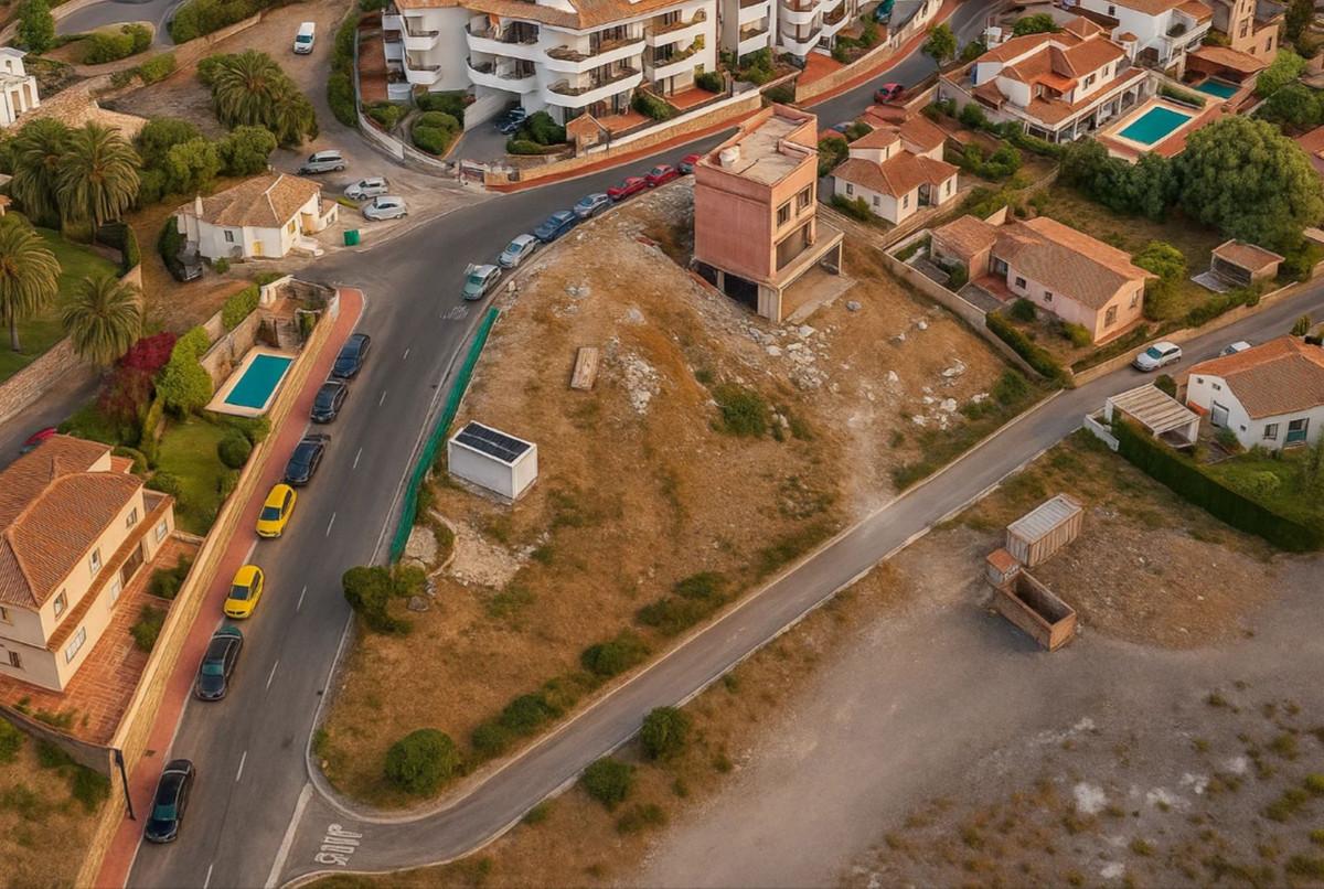 Plot Residential in Fuengirola