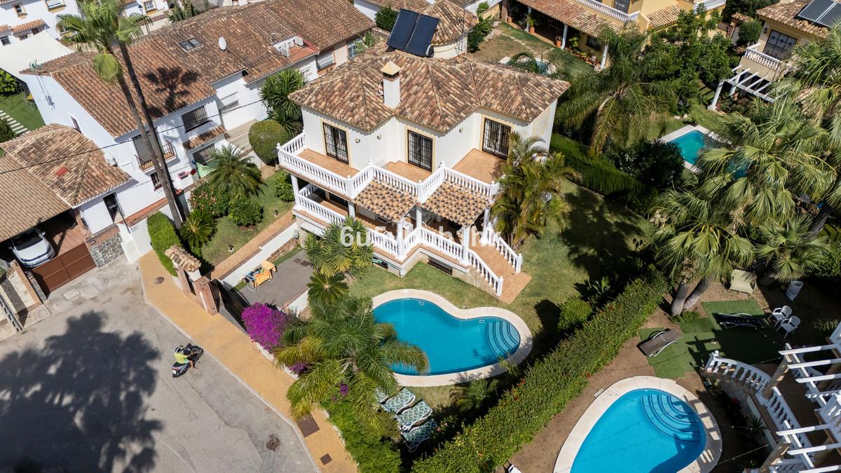 Villa Detached in Sierrezuela