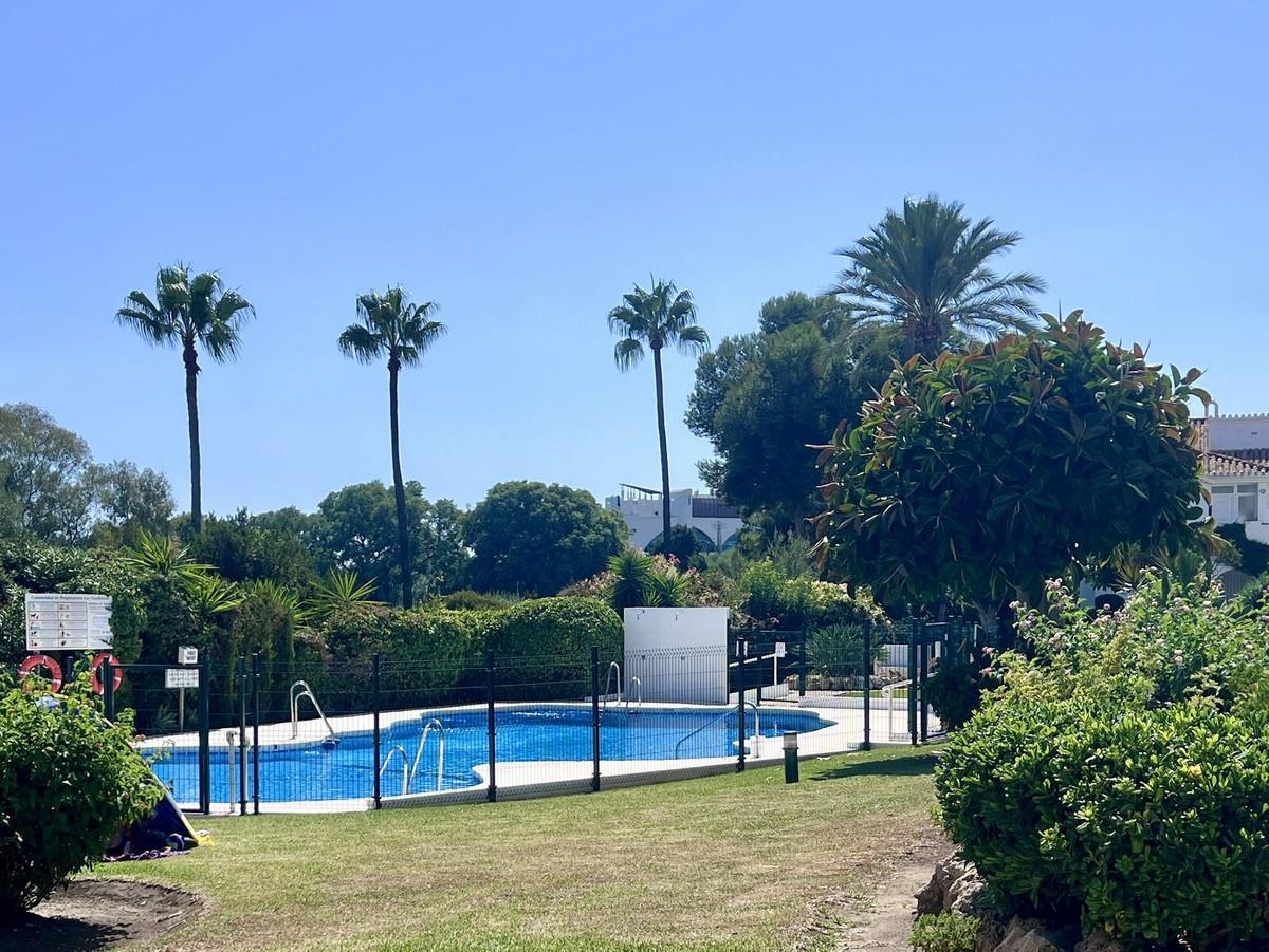 Apartment Ground Floor in El Paraiso