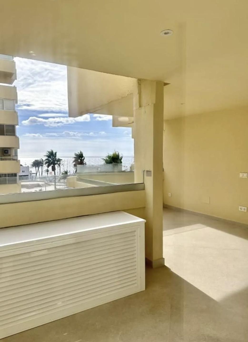 Apartment Middle Floor in Puerto Banús