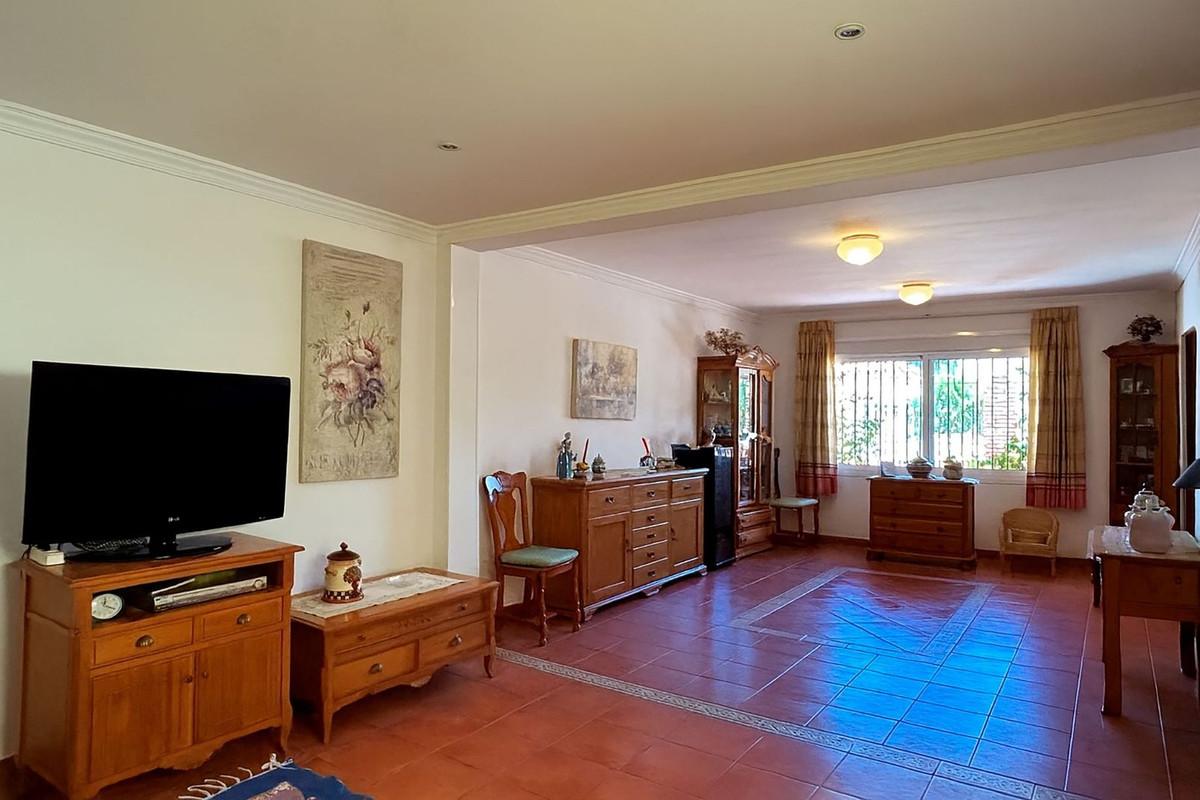 Villa Semi Detached in Fuengirola