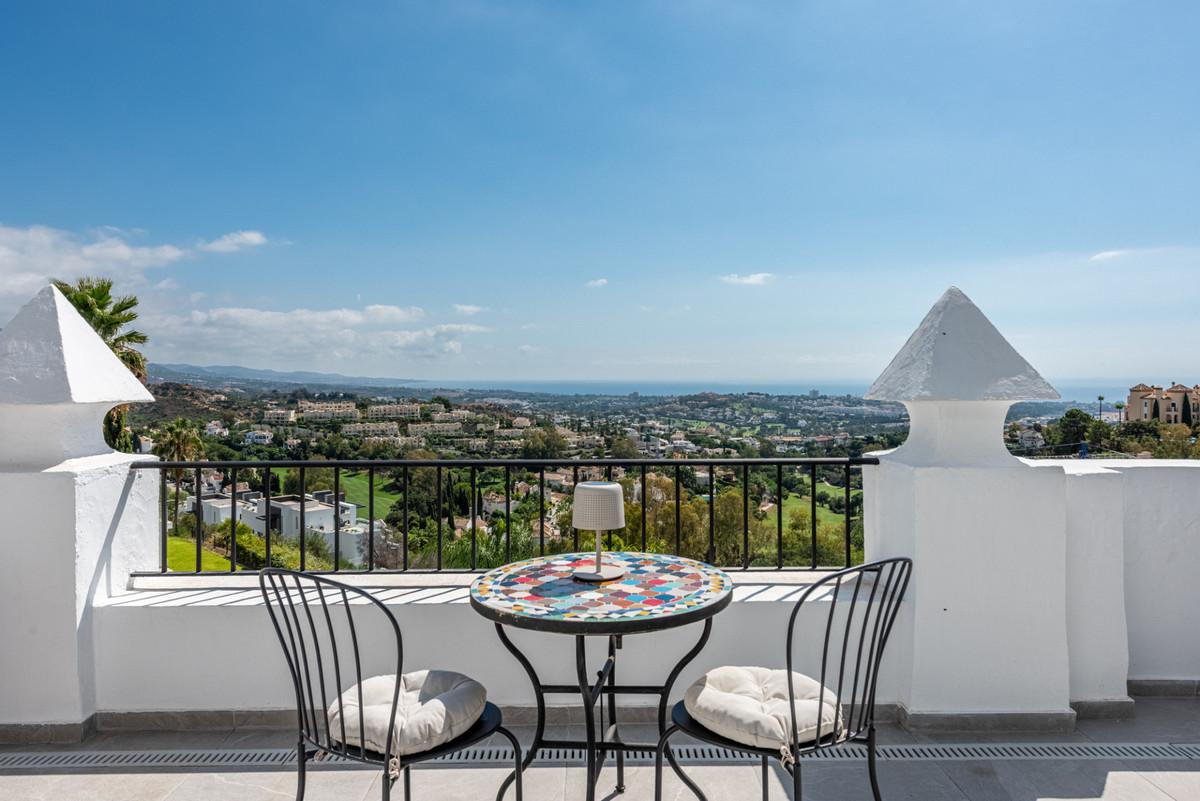 Apartment Duplex in Benahavís
